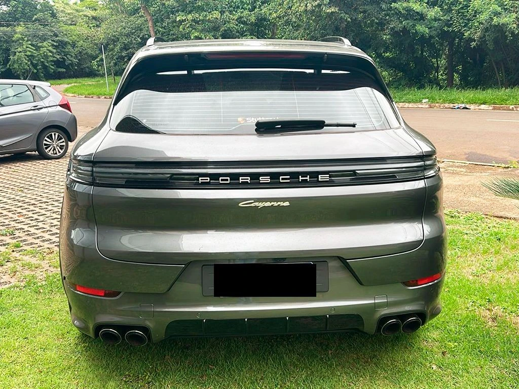 PORSCHE CAYENNE
