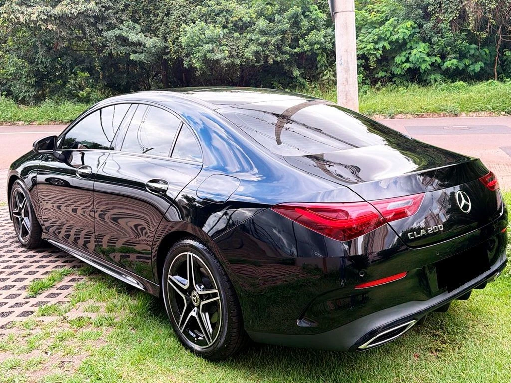 MERCEDES-BENZ CLA 200