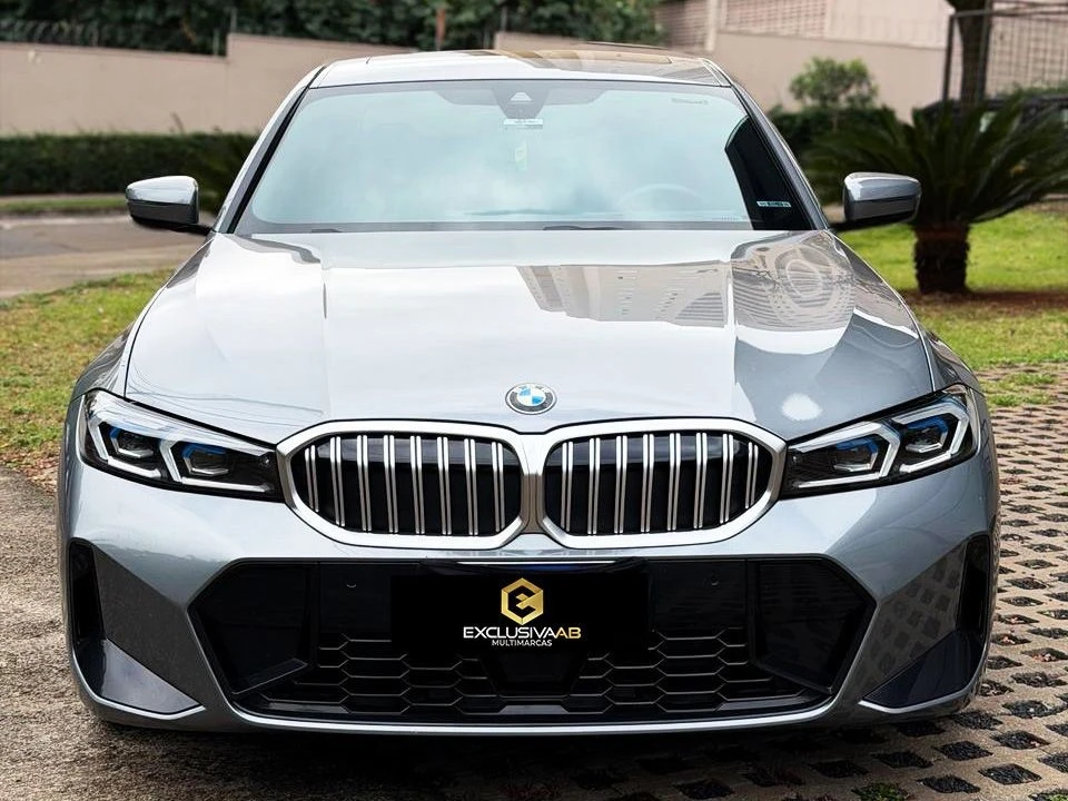 BMW 320i