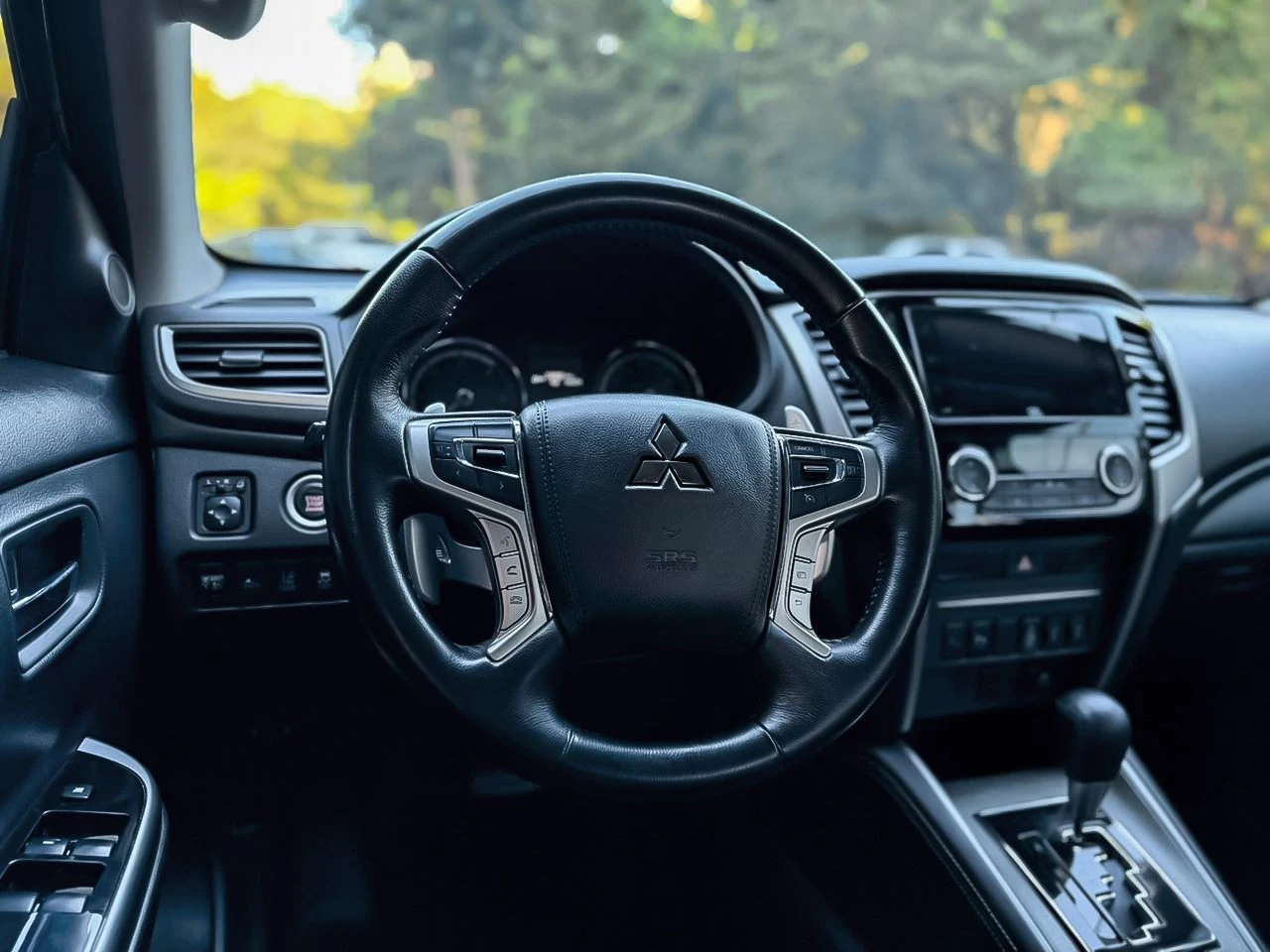 MITSUBISHI L200 TRITON