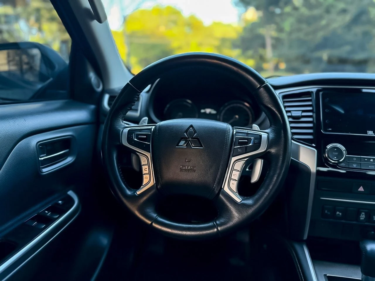 MITSUBISHI L200 TRITON