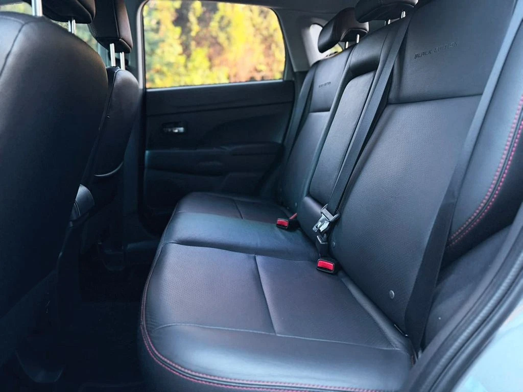 MITSUBISHI OUTLANDER SPORT