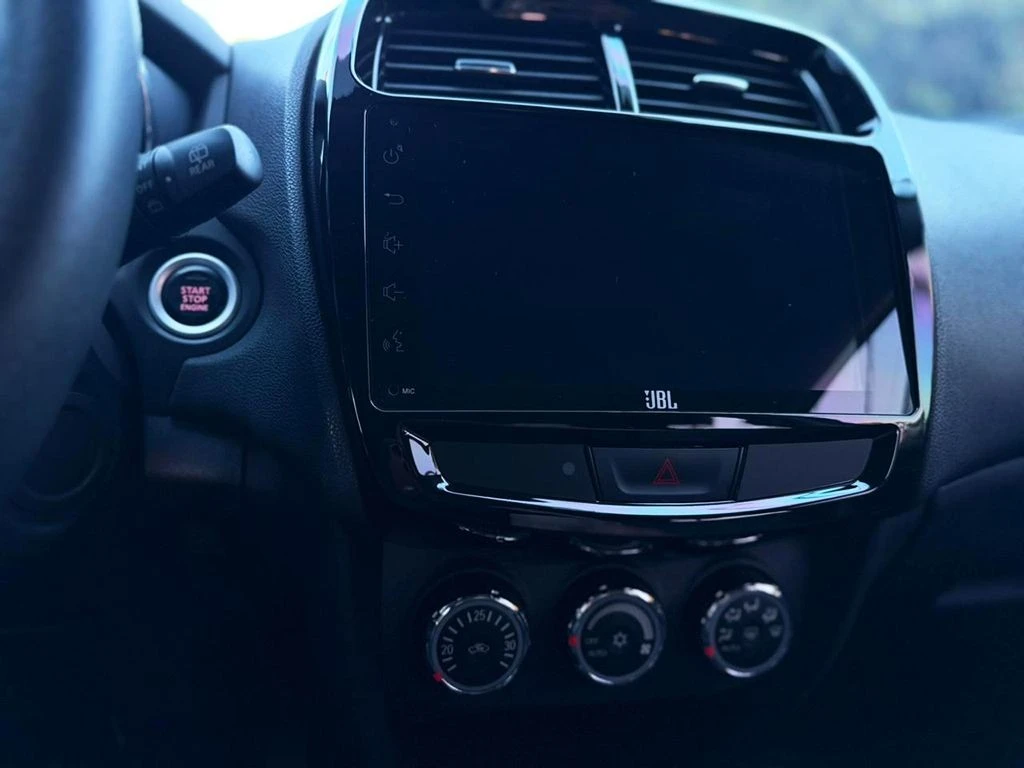 MITSUBISHI OUTLANDER SPORT
