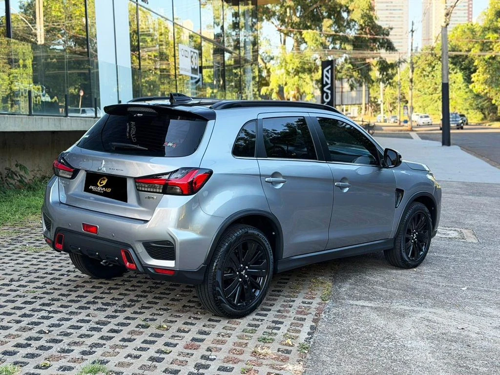 MITSUBISHI OUTLANDER SPORT