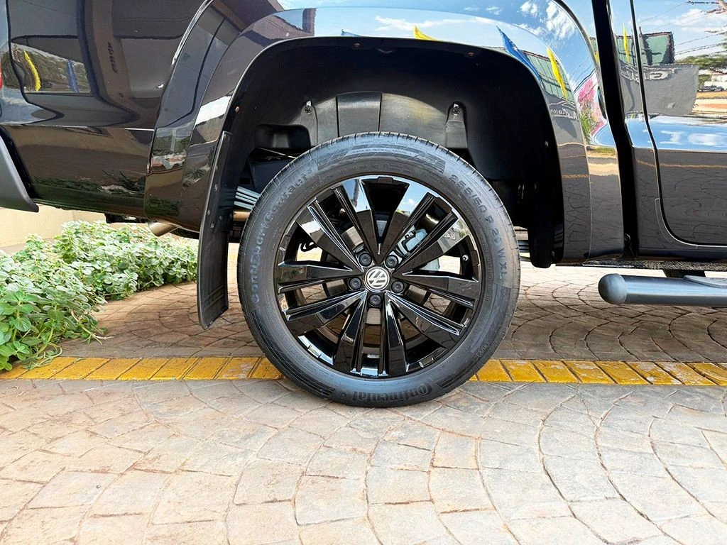 VOLKSWAGEN AMAROK
