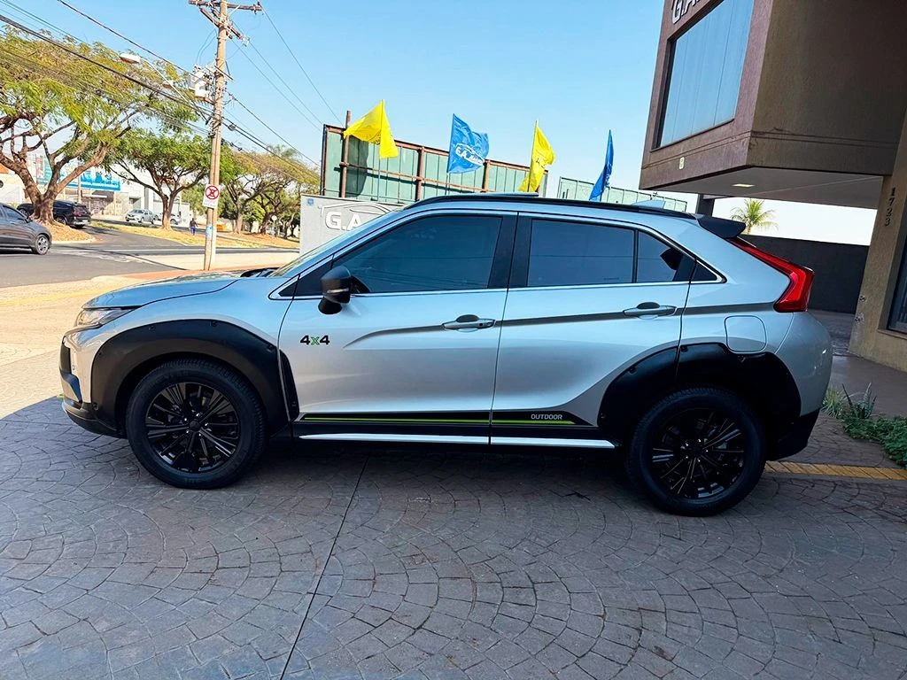 MITSUBISHI ECLIPSE CROSS