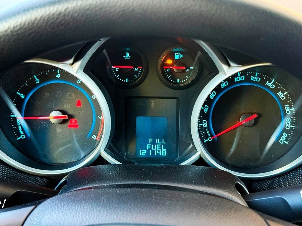 CHEVROLET CRUZE