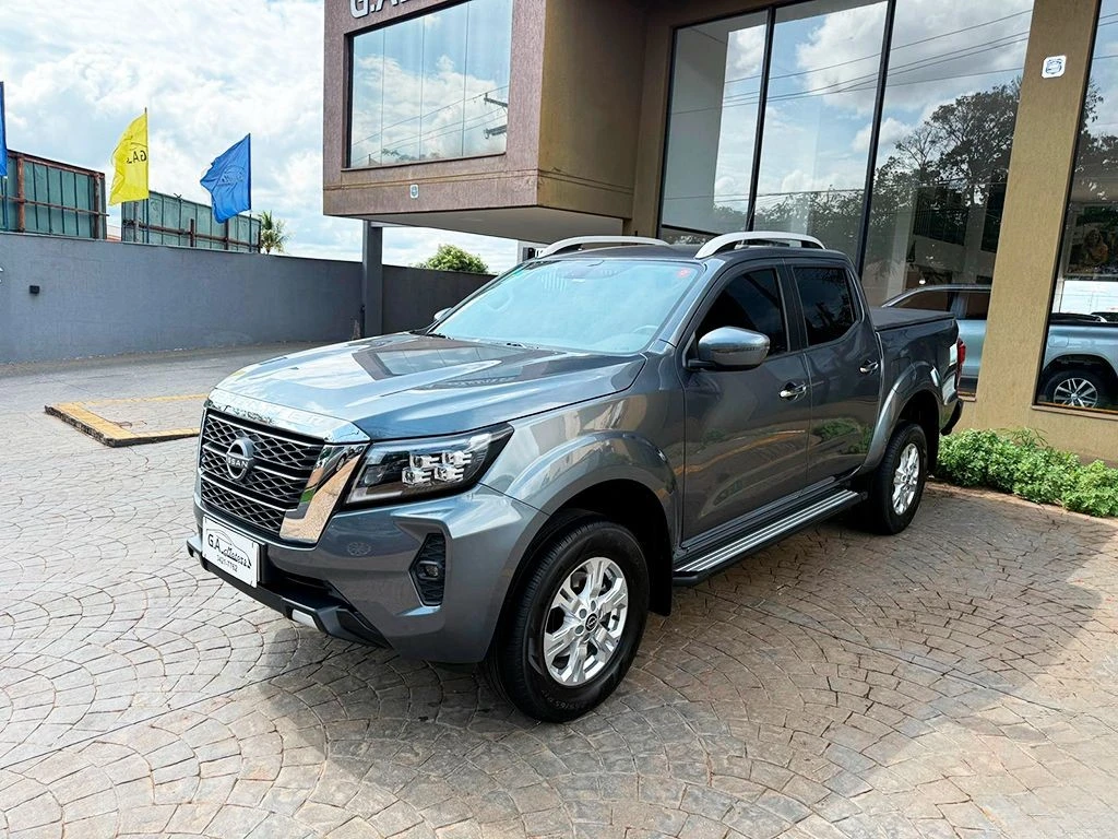 NISSAN FRONTIER
