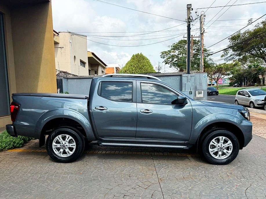NISSAN FRONTIER