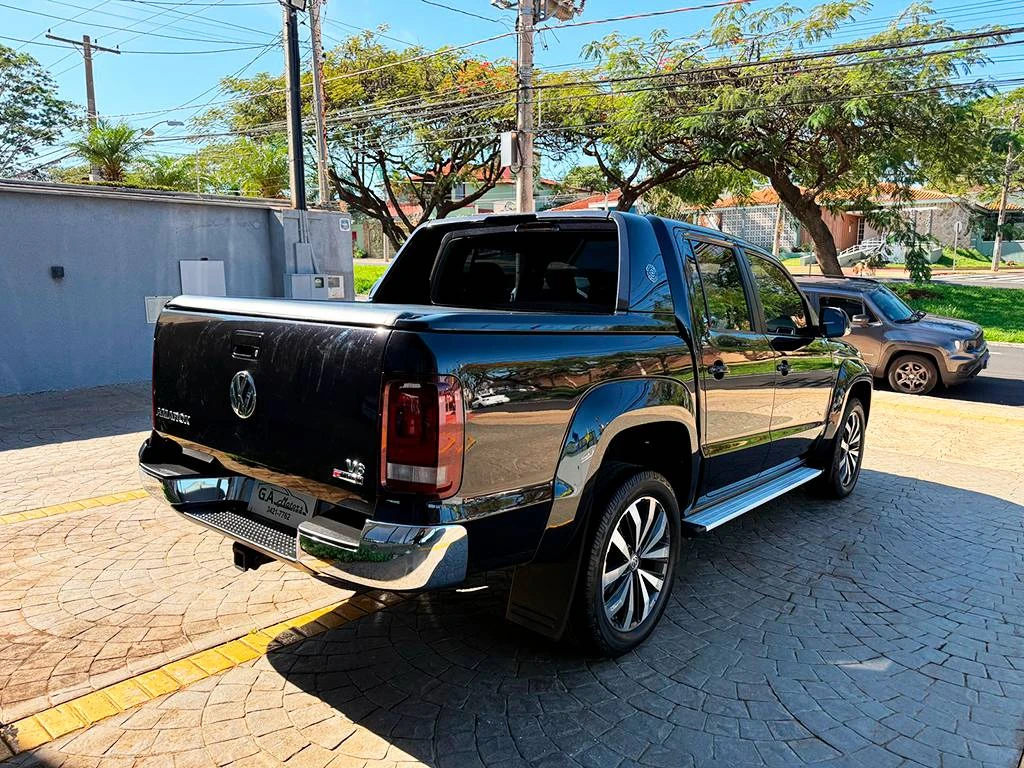 VOLKSWAGEN AMAROK