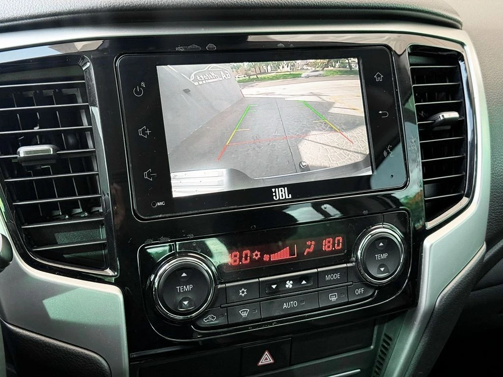 MITSUBISHI L200 TRITON