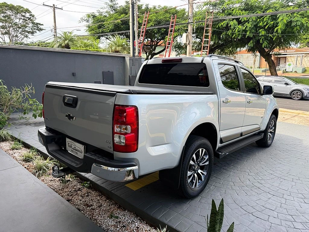 CHEVROLET S10