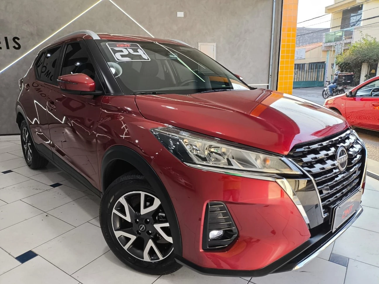 NISSAN KICKS