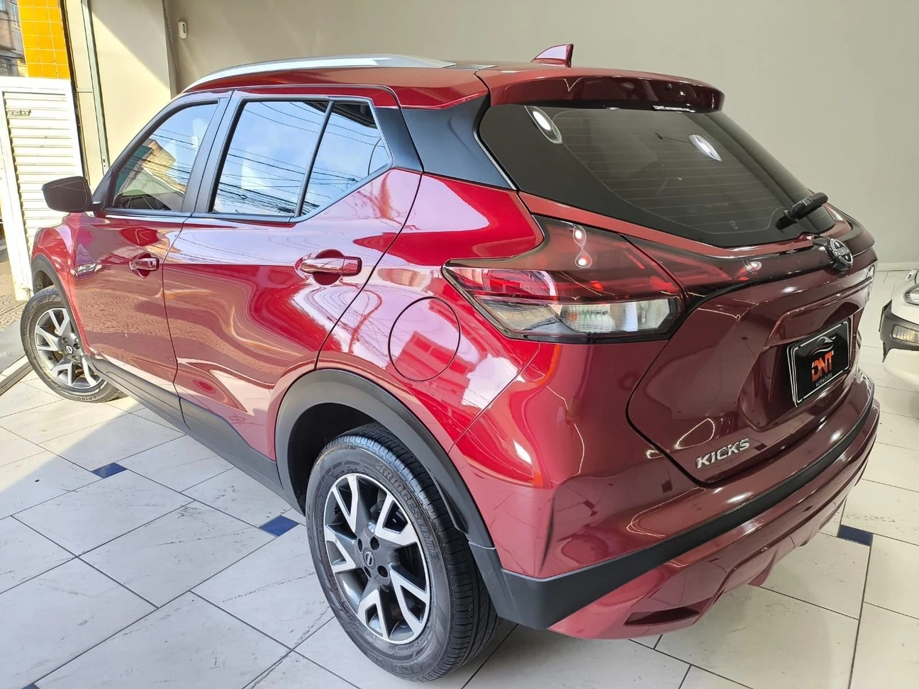 NISSAN KICKS