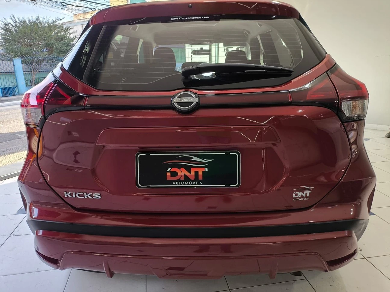 NISSAN KICKS