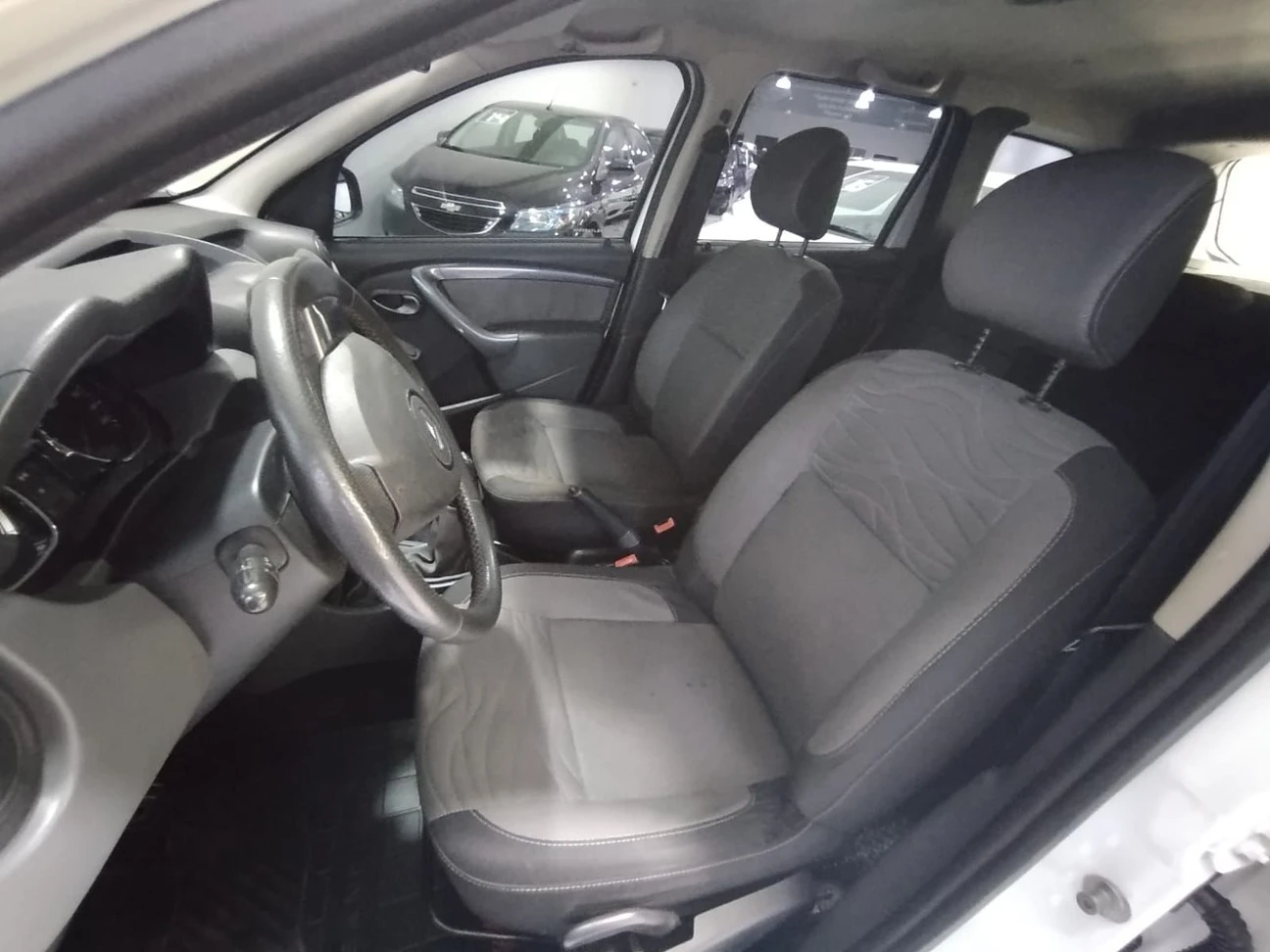 RENAULT DUSTER