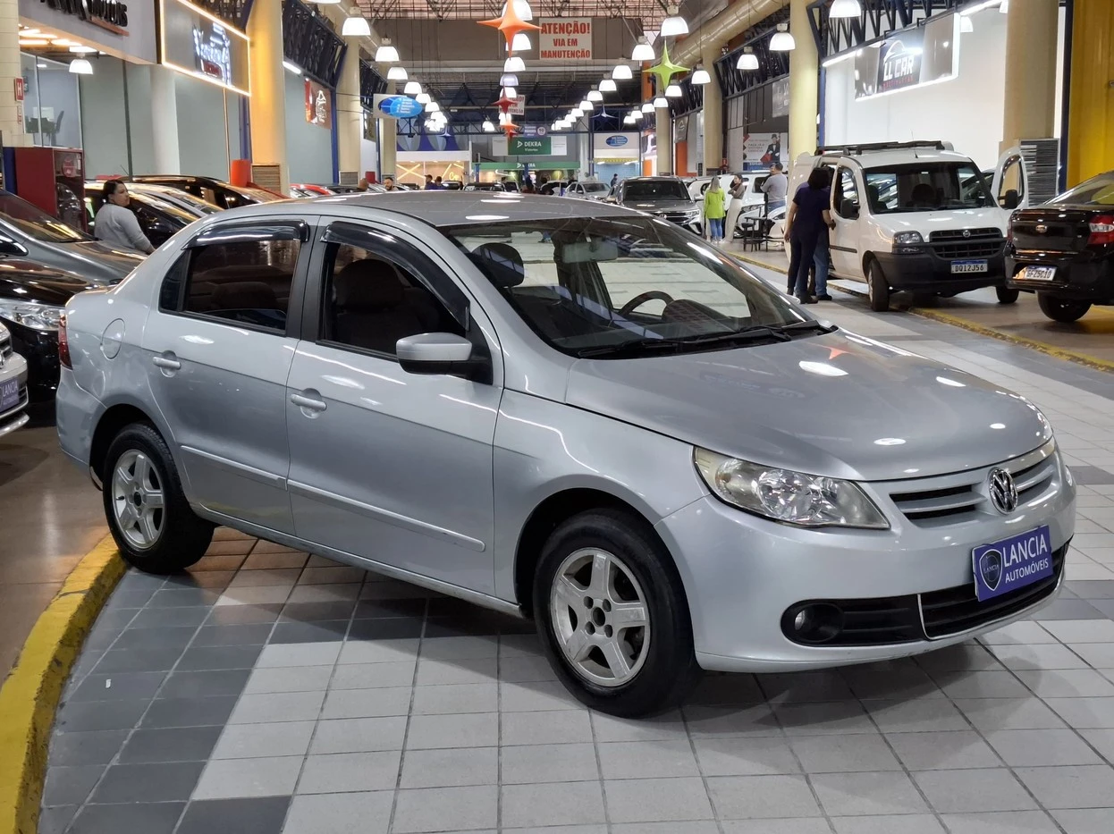 VOLKSWAGEN VOYAGE