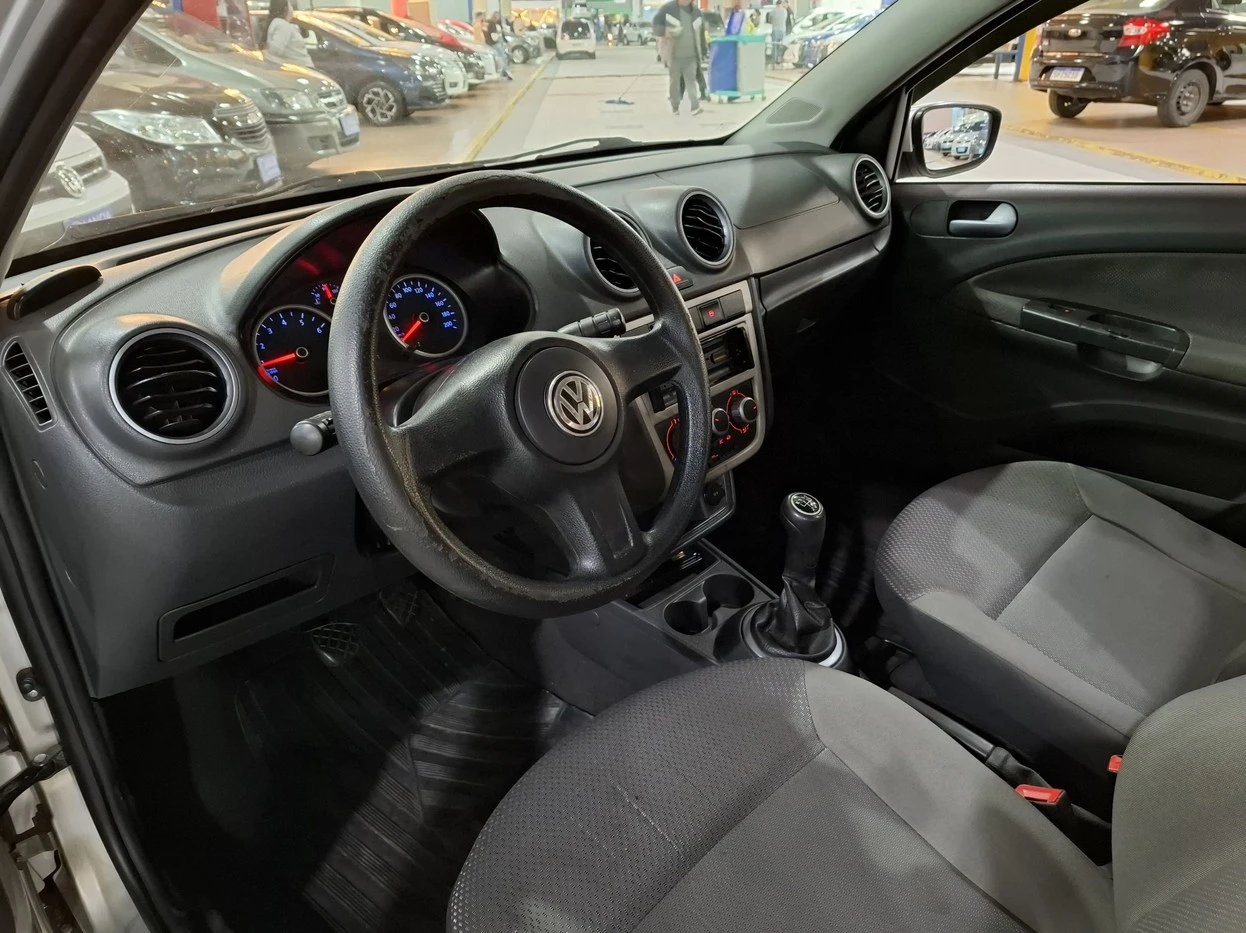 VOLKSWAGEN VOYAGE