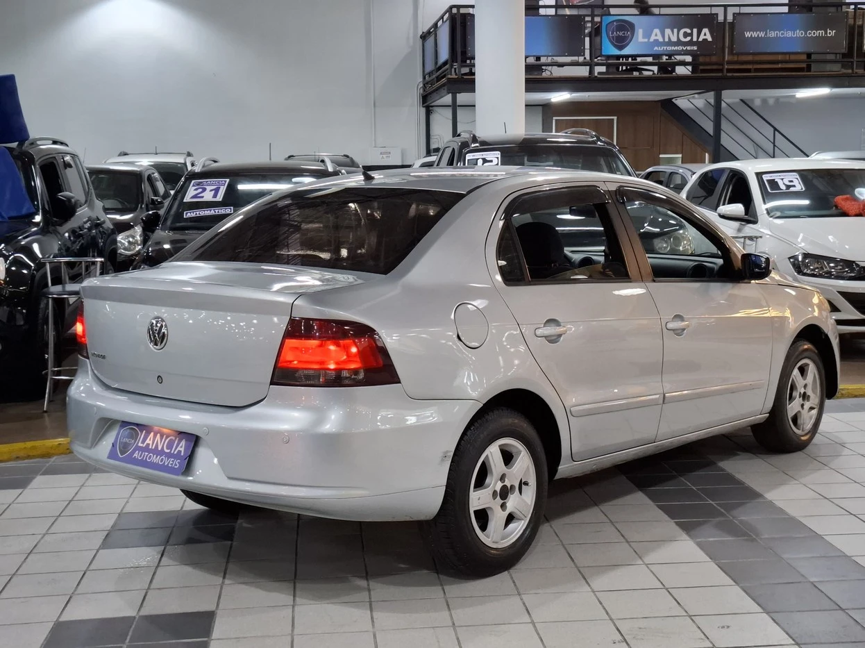VOLKSWAGEN VOYAGE