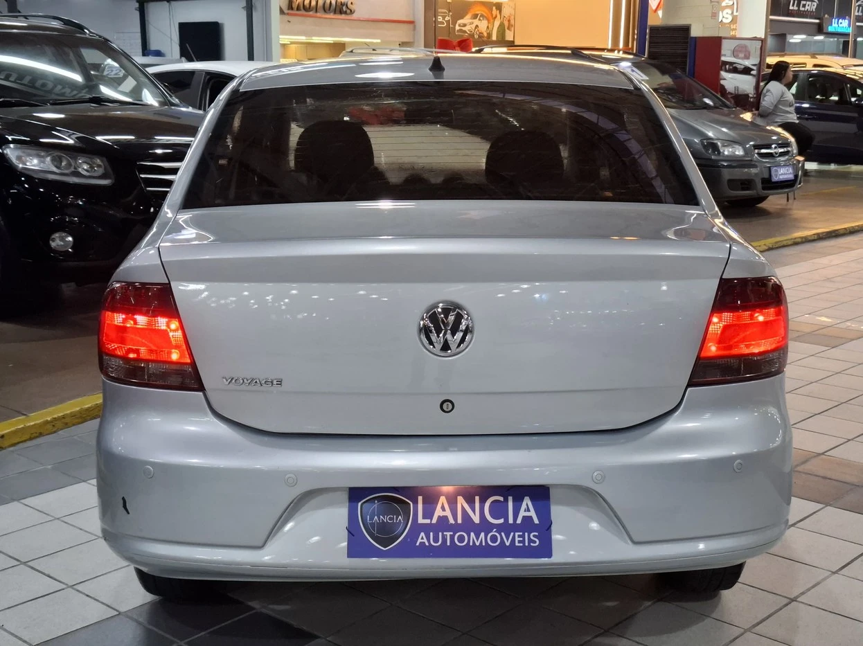 VOLKSWAGEN VOYAGE