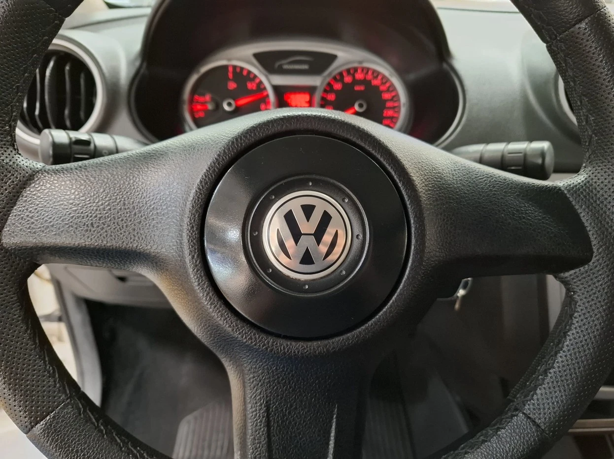 VOLKSWAGEN SAVEIRO