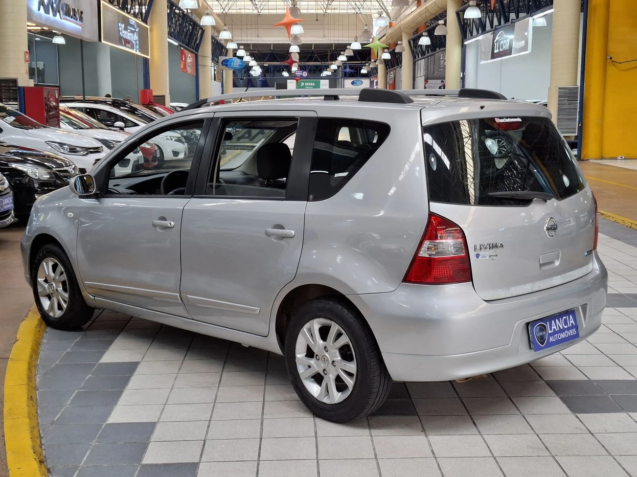 NISSAN LIVINA