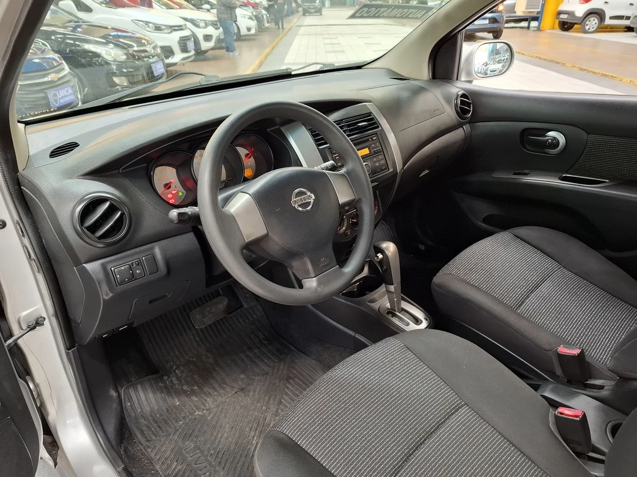 NISSAN LIVINA