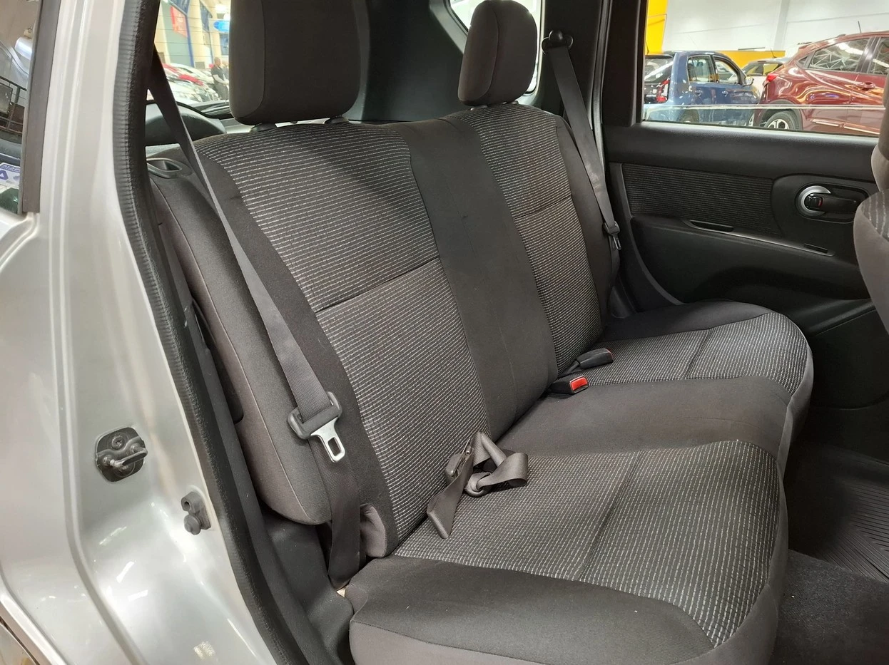 NISSAN LIVINA