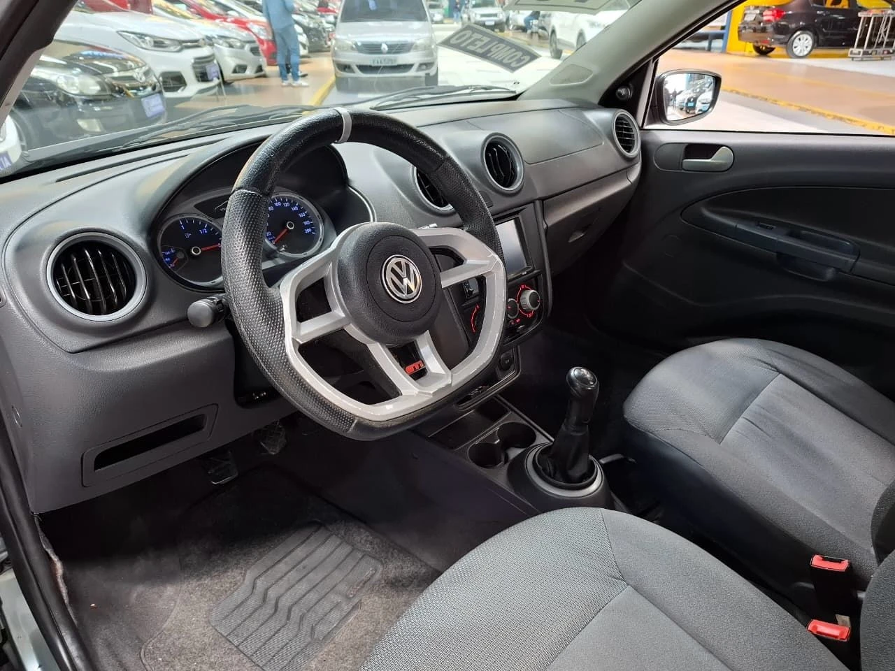 VOLKSWAGEN GOL
