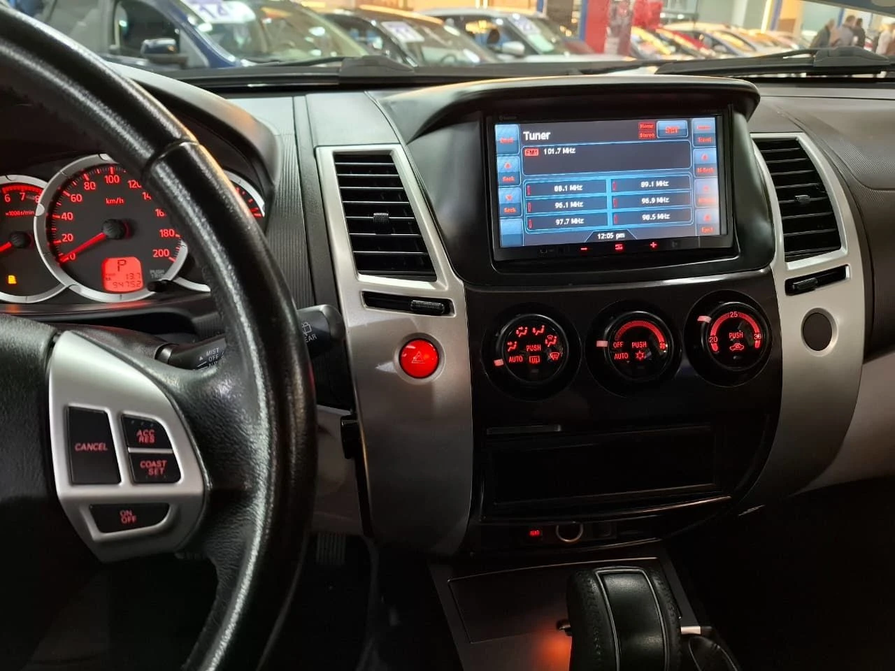 MITSUBISHI PAJERO DAKAR