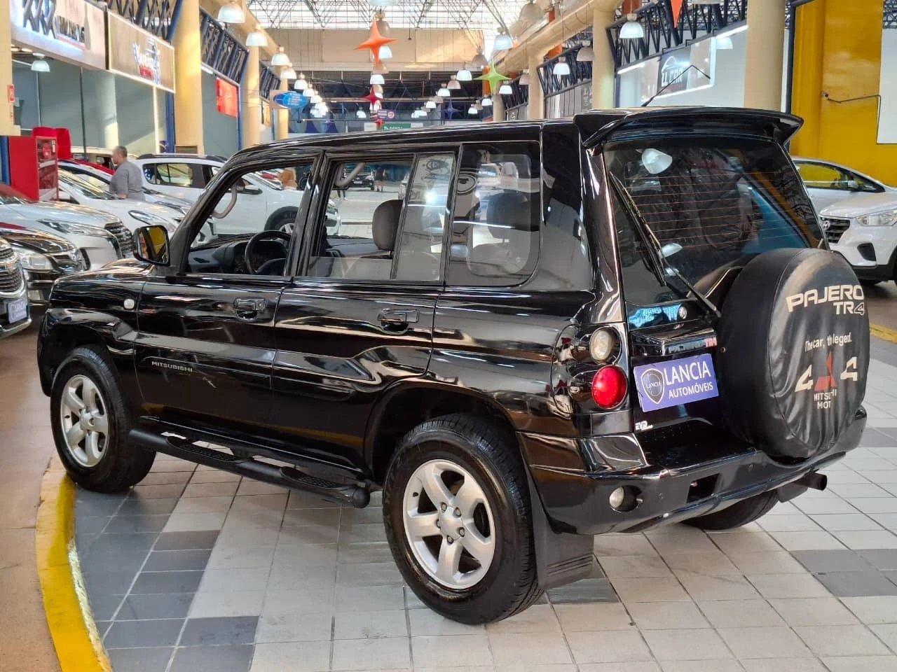 MITSUBISHI PAJERO TR4