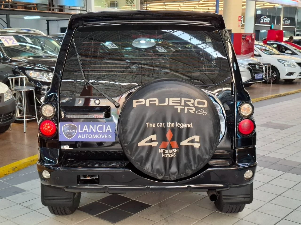 MITSUBISHI PAJERO TR4