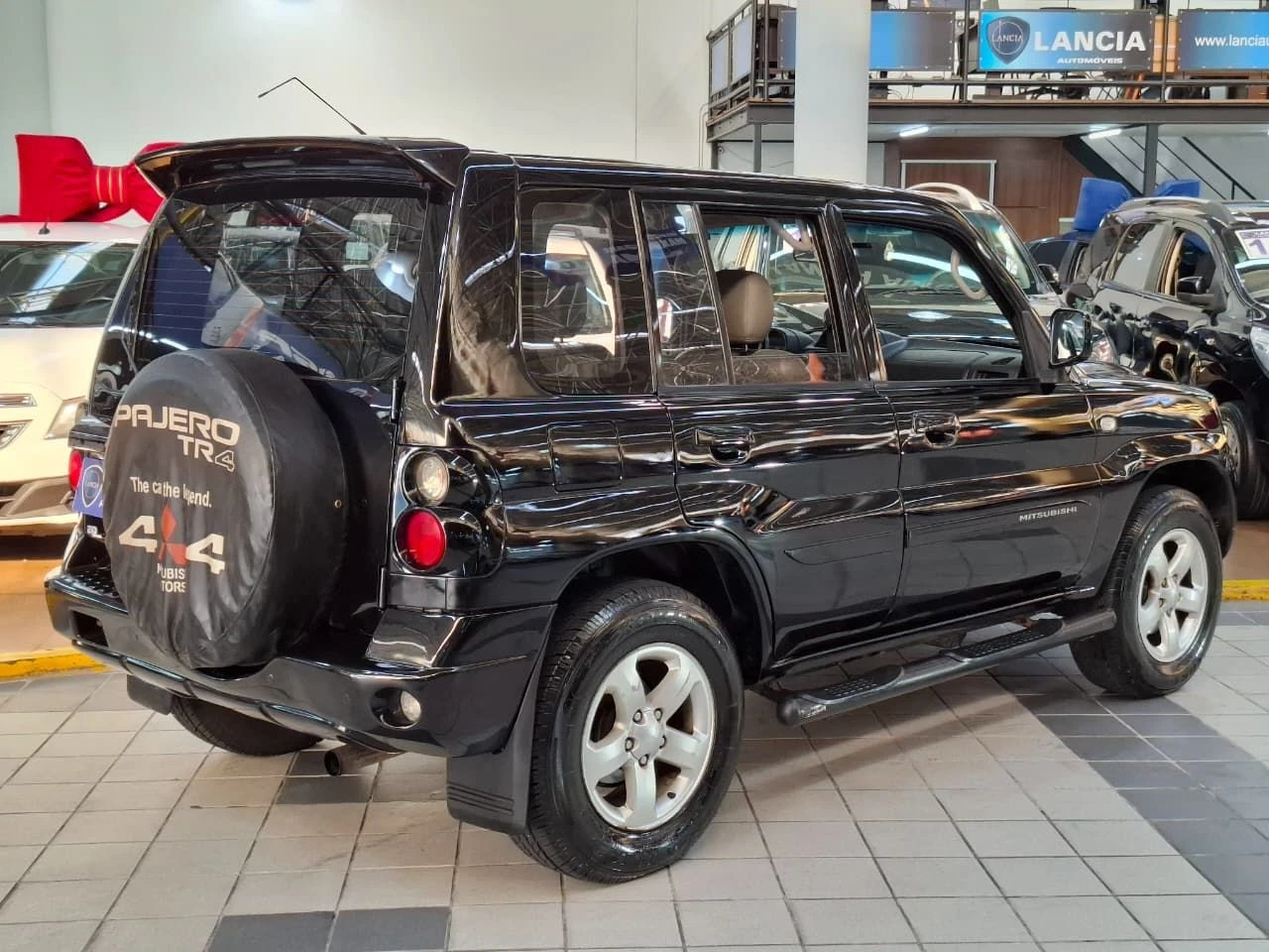 MITSUBISHI PAJERO TR4