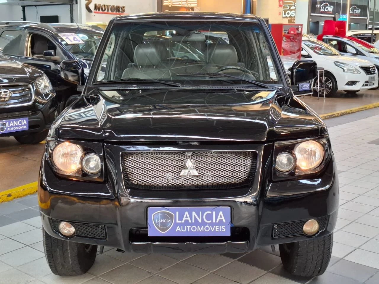 MITSUBISHI PAJERO TR4