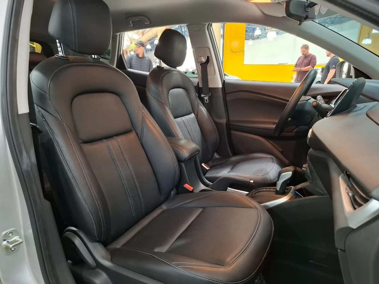 CHEVROLET TRACKER