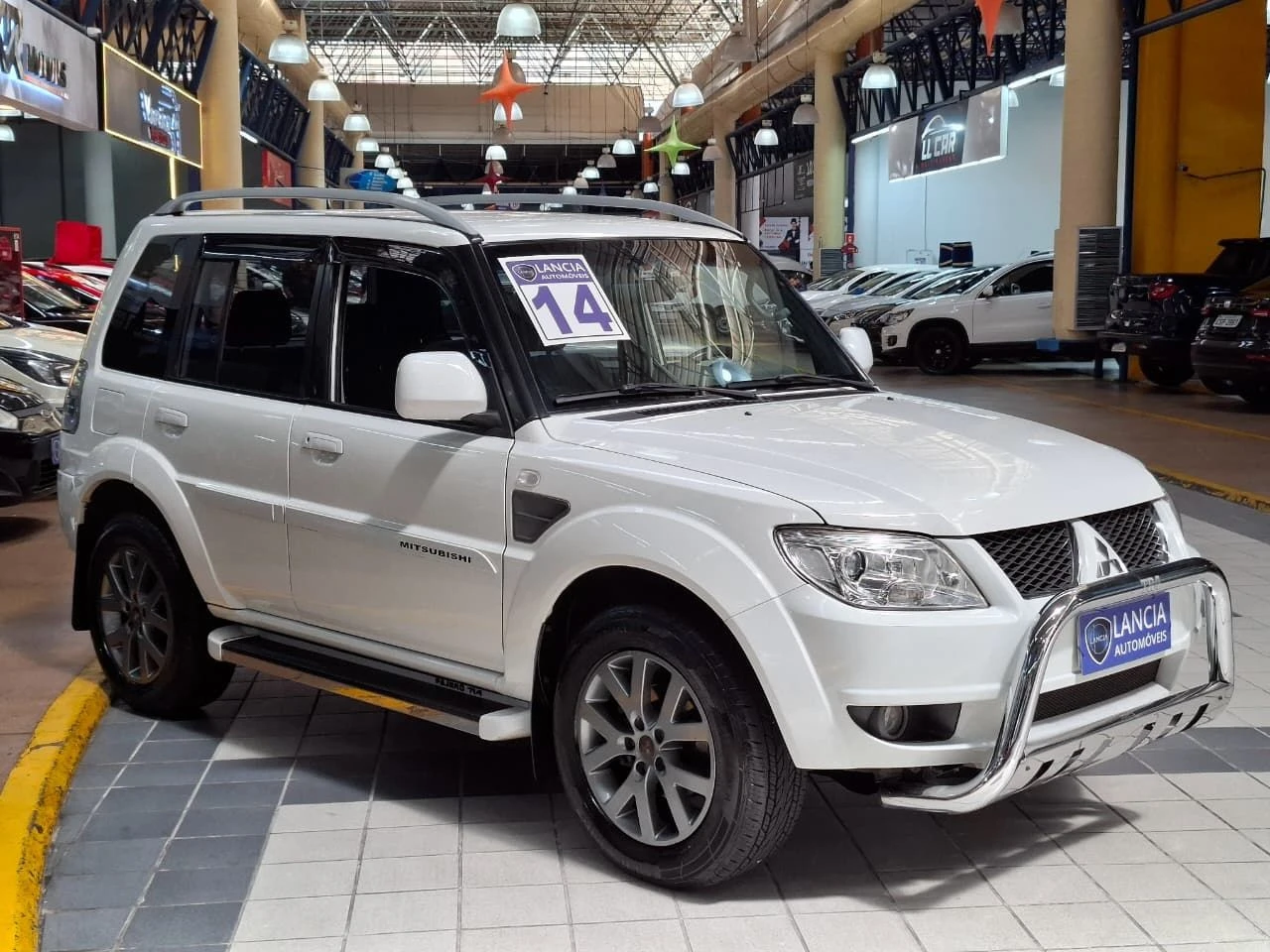 MITSUBISHI PAJERO TR4
