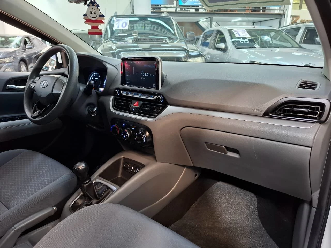 HYUNDAI HB20S