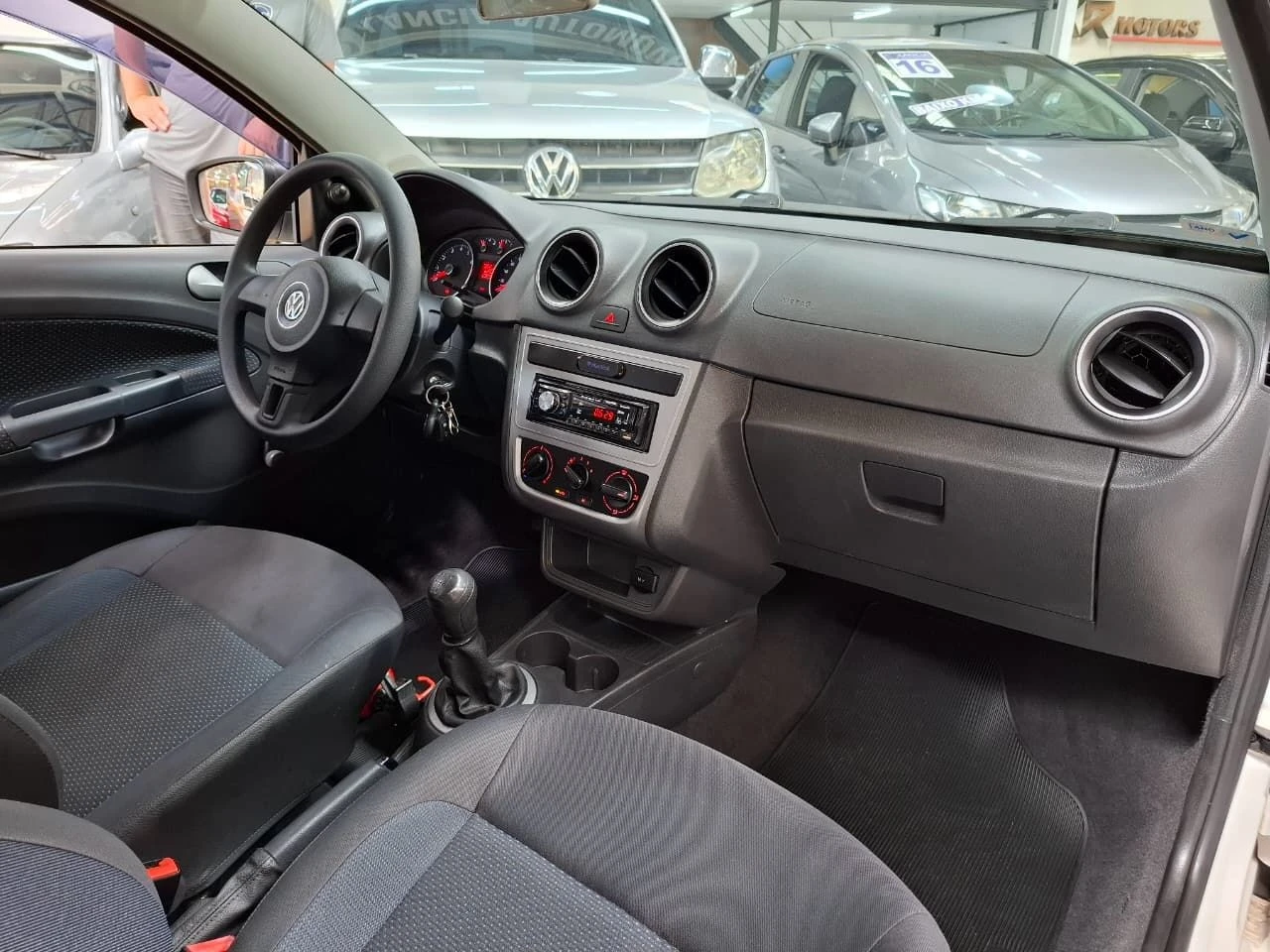 VOLKSWAGEN GOL