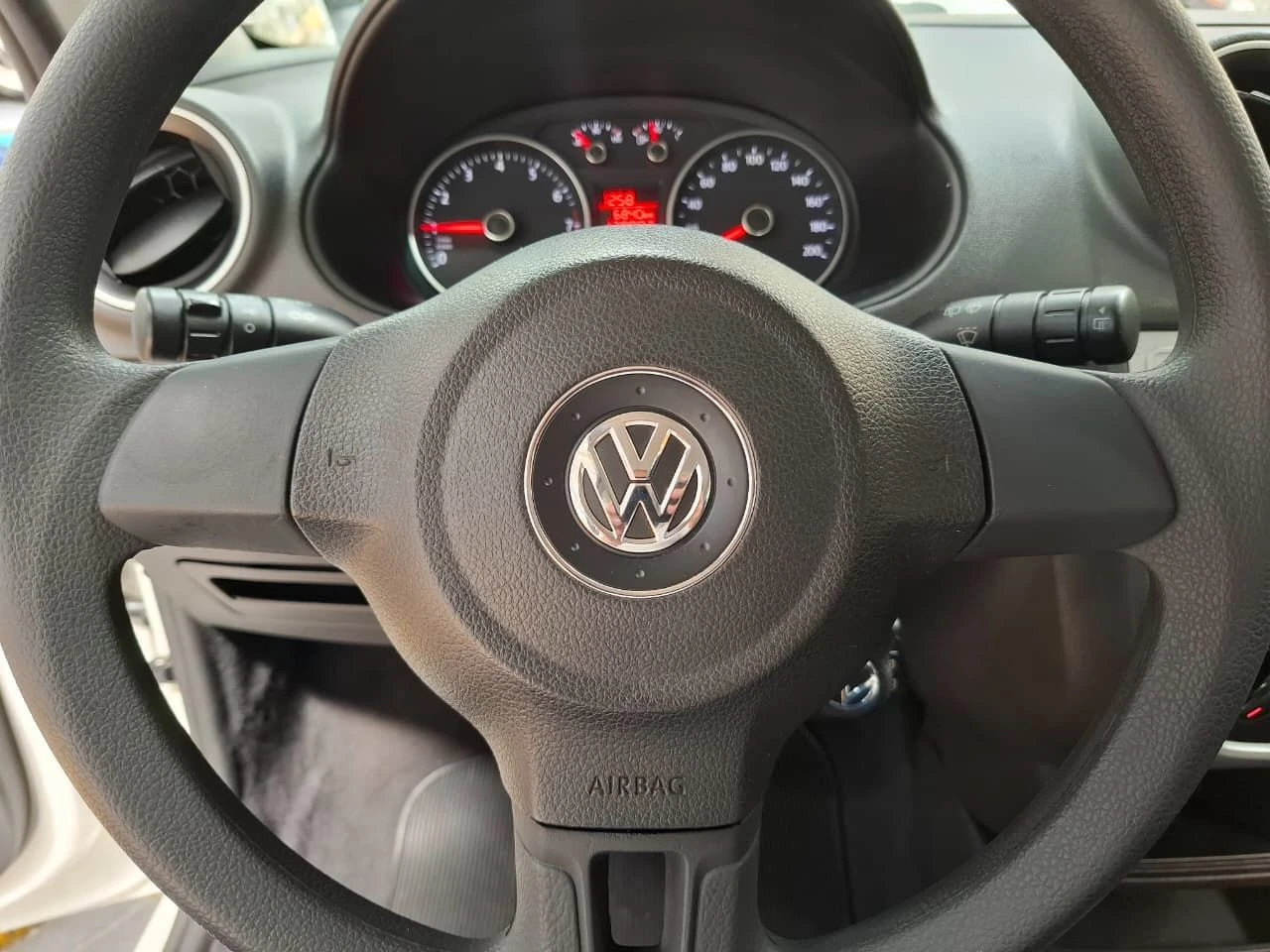 VOLKSWAGEN GOL