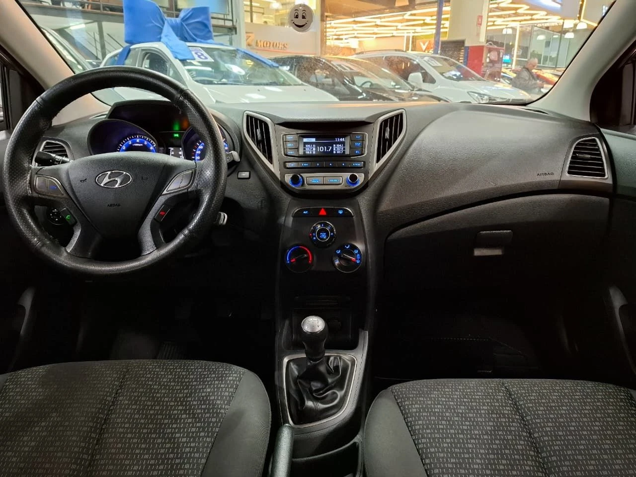 HYUNDAI HB20