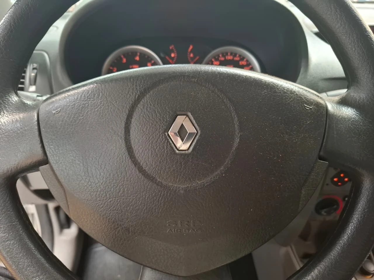 RENAULT SYMBOL