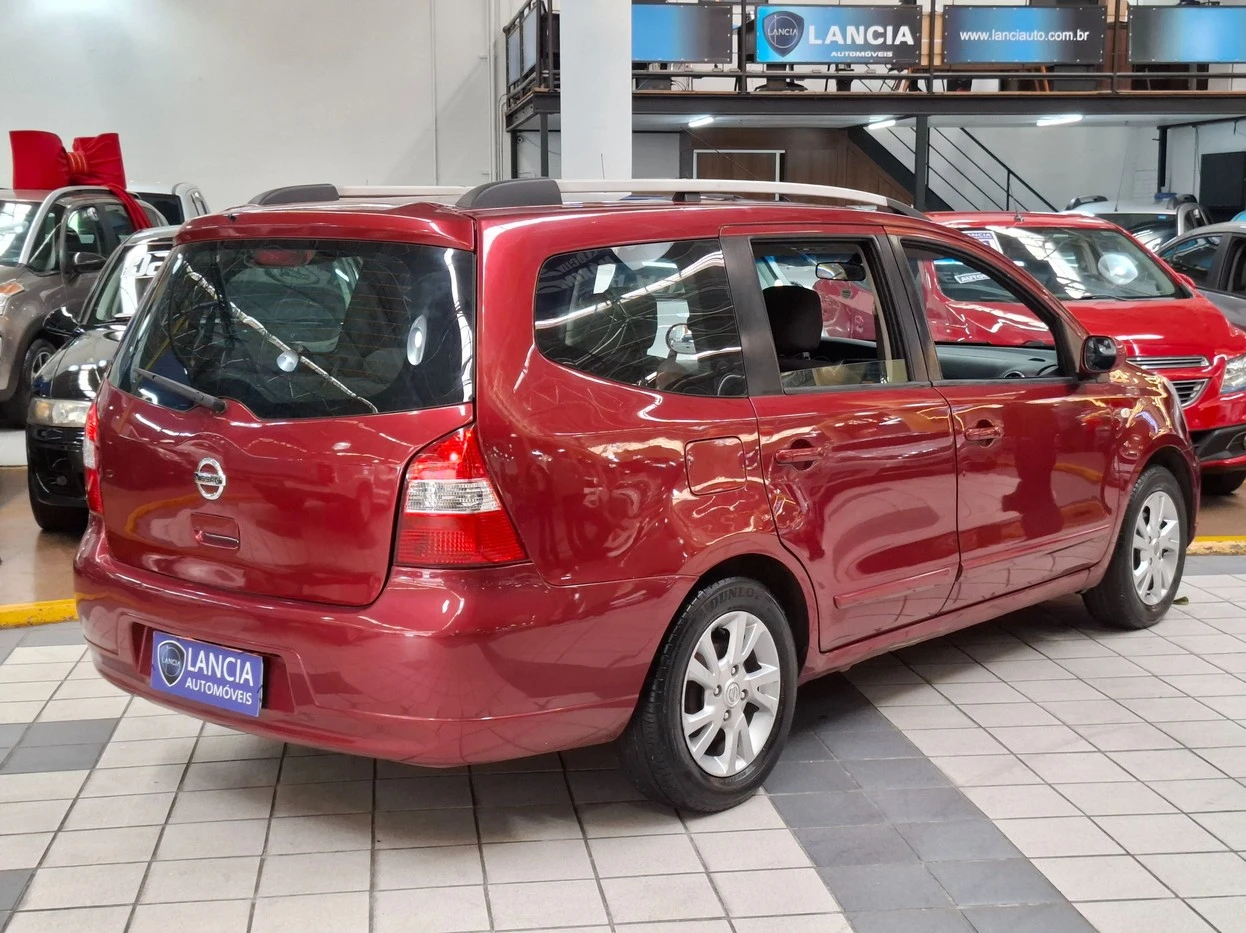 NISSAN GRAND LIVINA