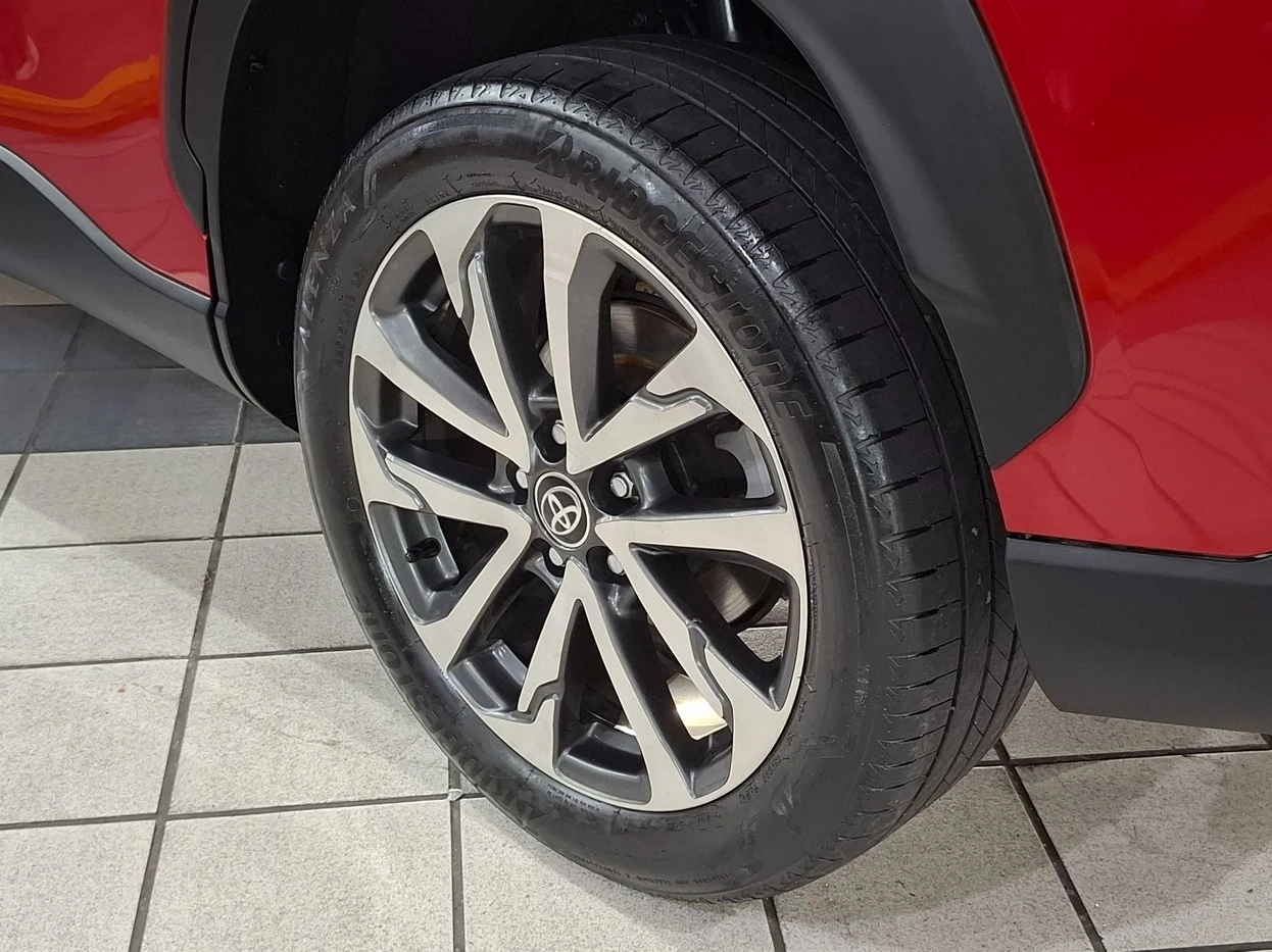 TOYOTA COROLLA CROSS