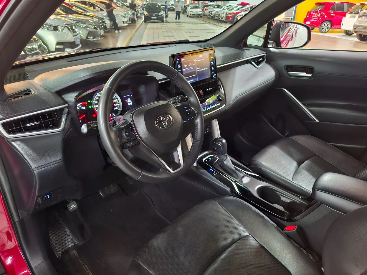 TOYOTA COROLLA CROSS