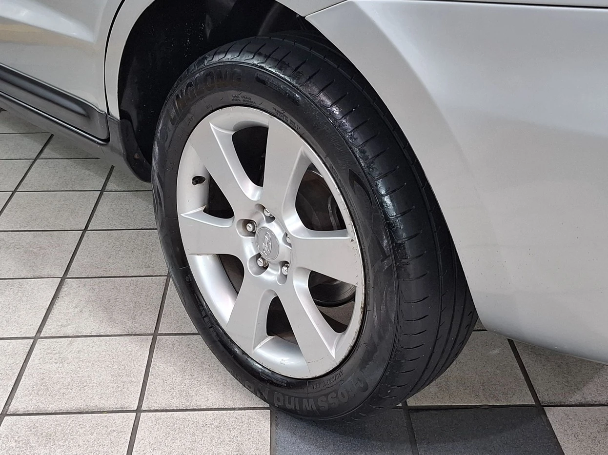 SANTA FE 2.7 MPFI GLS 7 LUGARES V6 24V