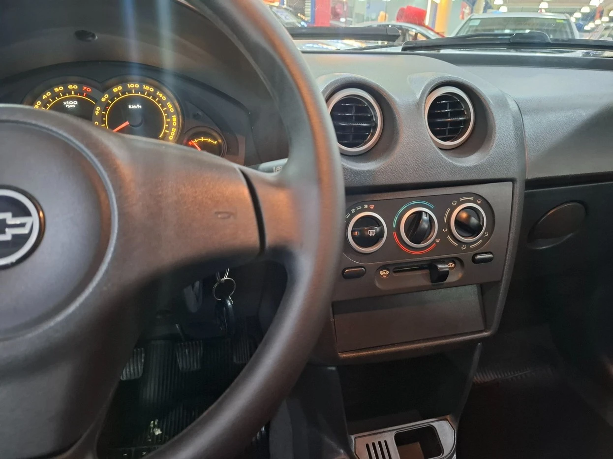 PRISMA 1.4 MPFI JOY 8V