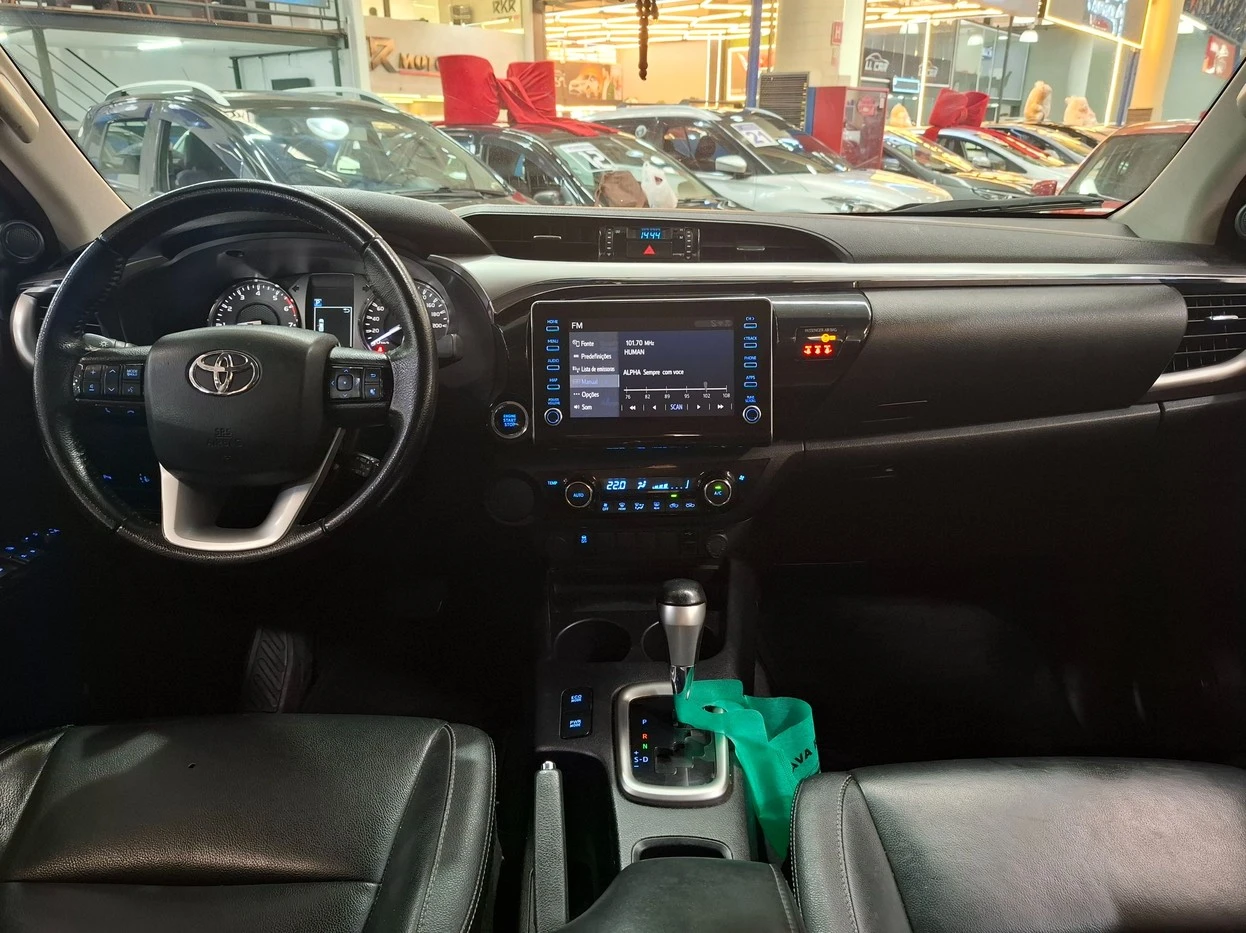 HILUX 2.7 VVT-I CD SRV 4X2