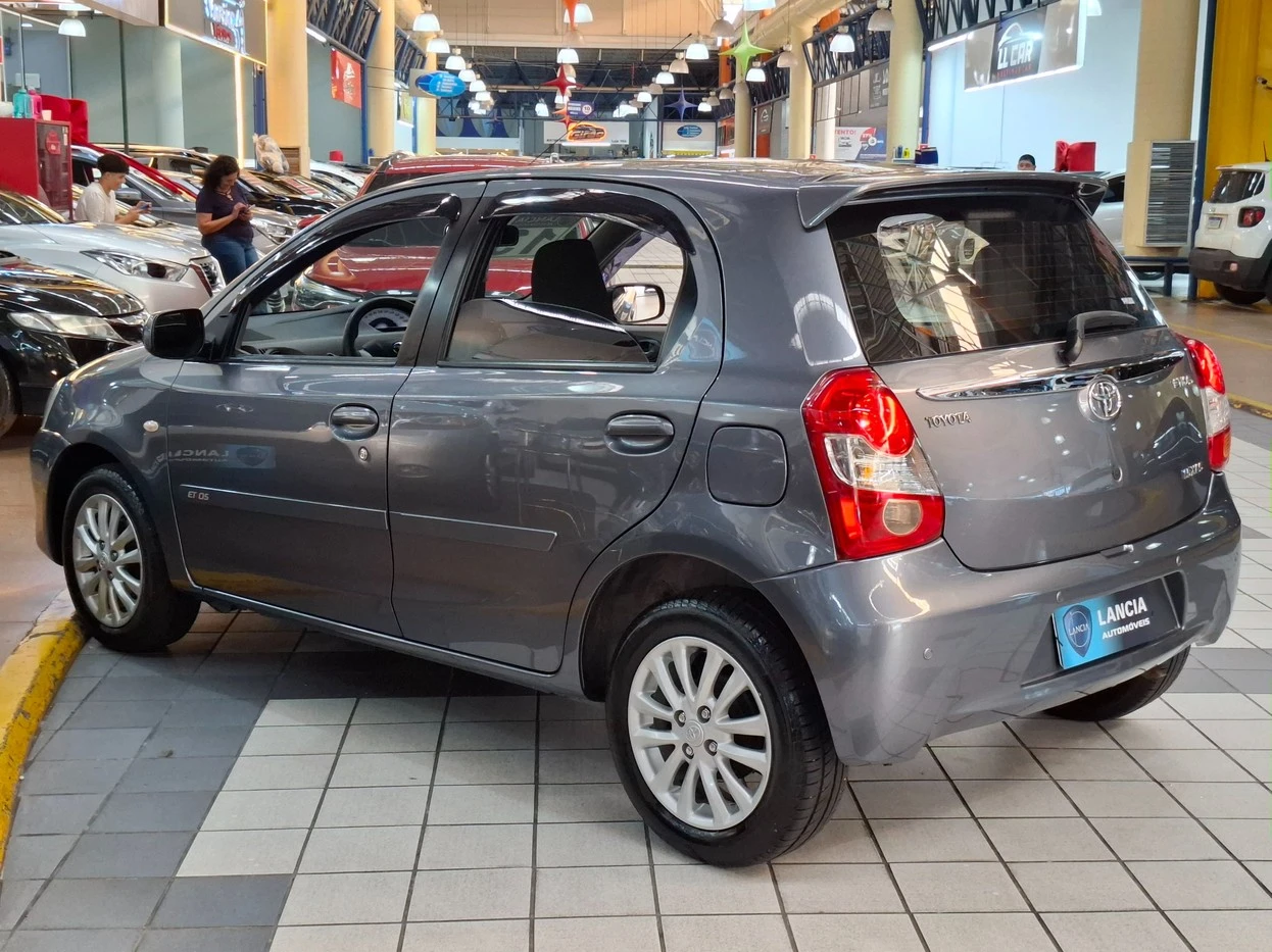 ETIOS 1.5 XLS 16V