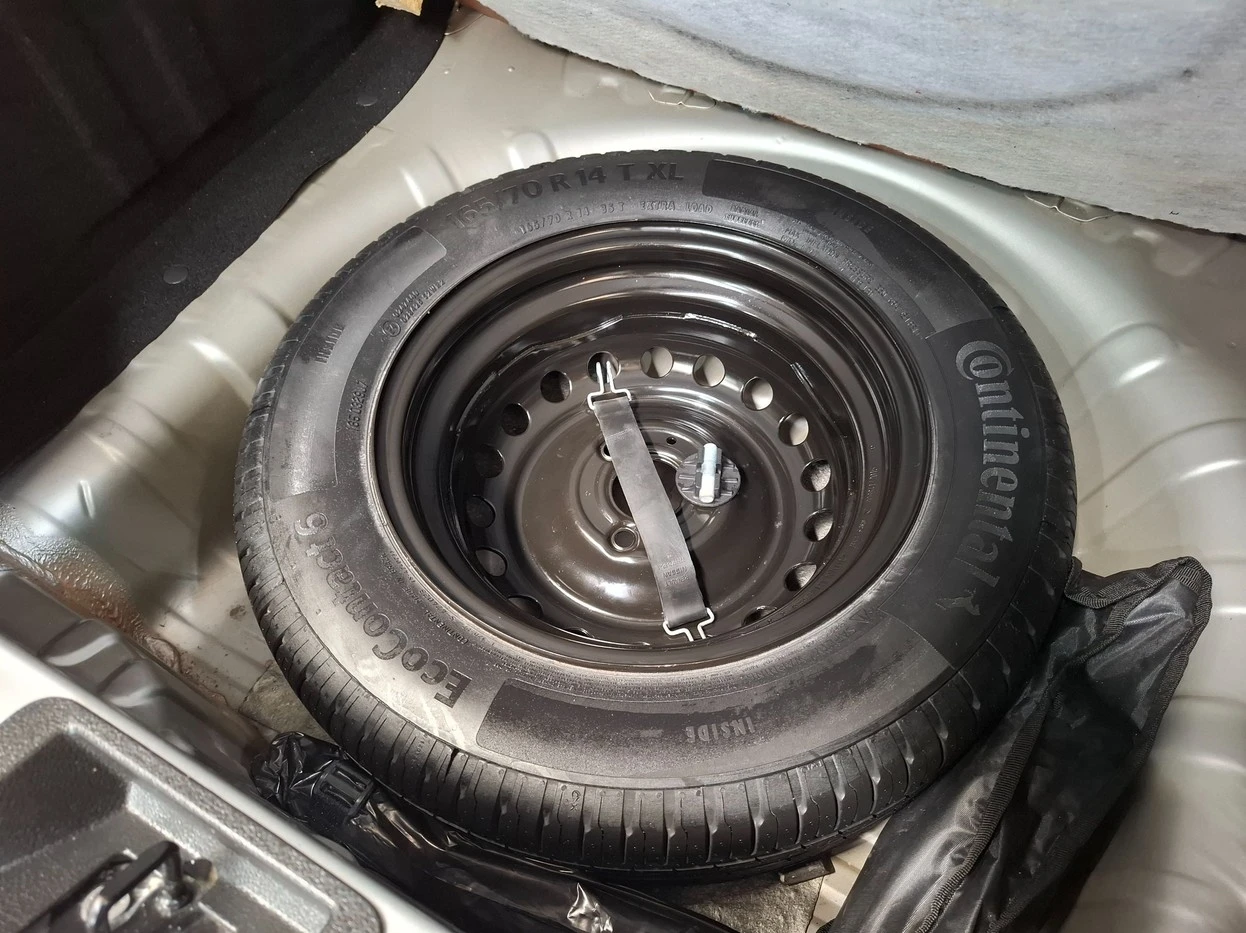 KWID 1.0 12V SCE ZEN