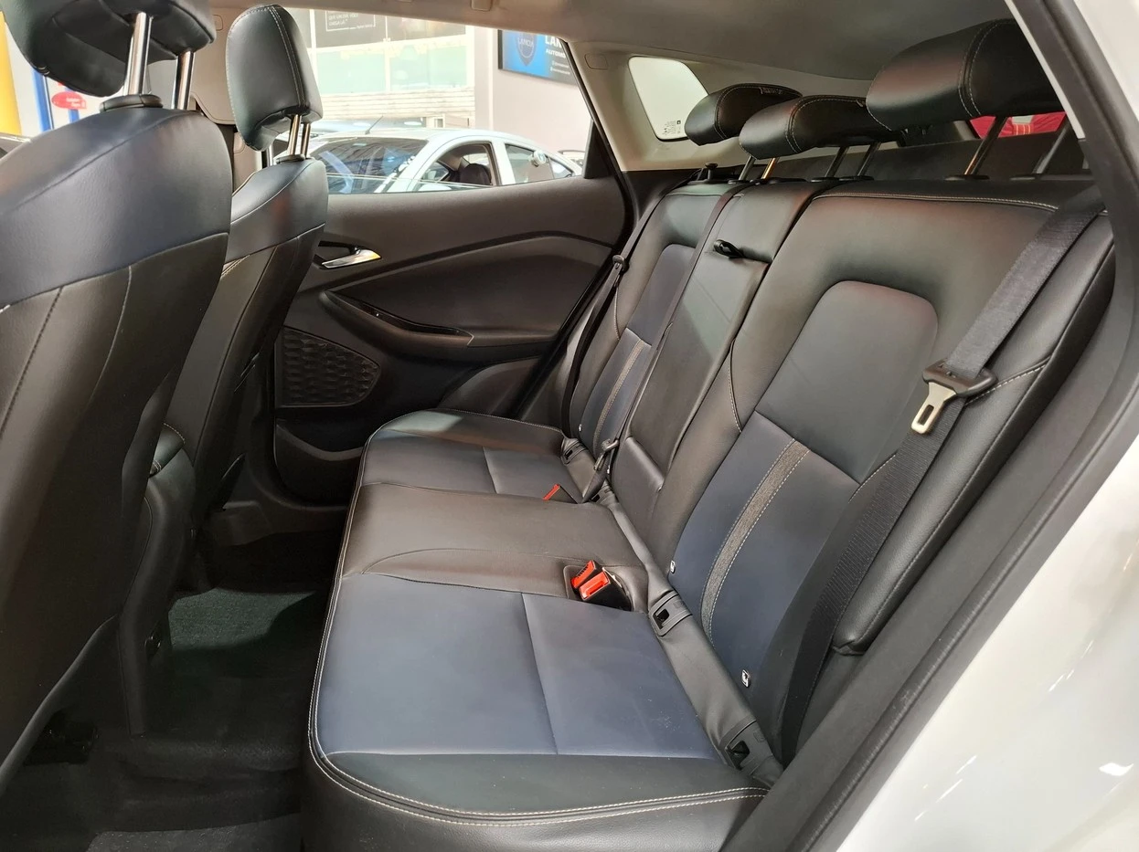 TRACKER 1.2 TURBO PREMIER